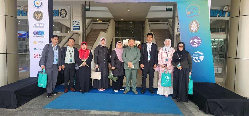 ARRIVAL OF THE DELEGATION at SEMARANG, INDONESIA